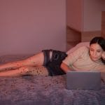 Creative Ways to Style Leggings During Your Period (14 Effective Pad-Disguising Tips)
